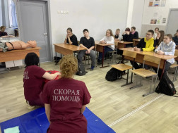 Скорая помощь с просветительской миссией в Новоалтайске!